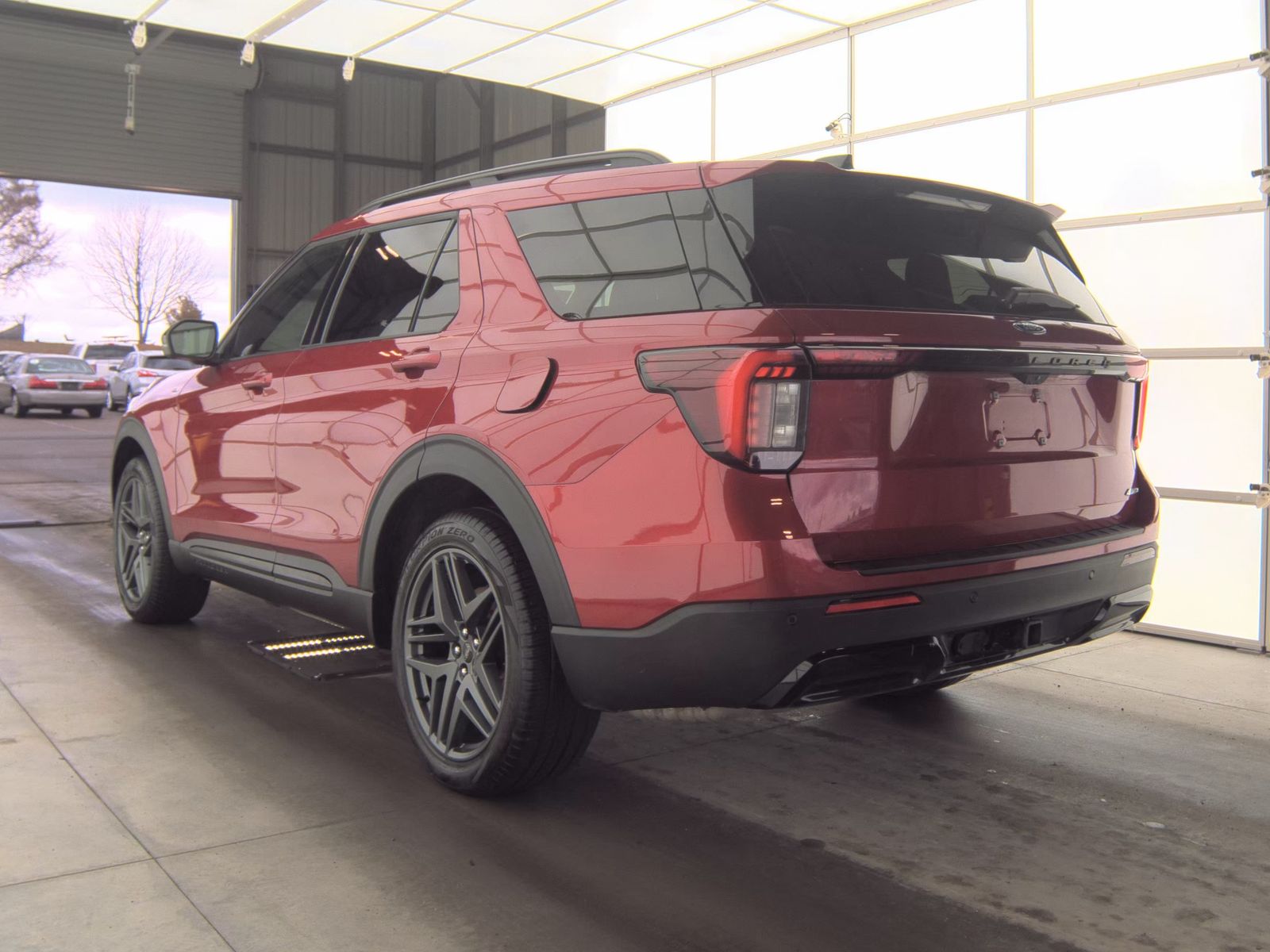 2025 Ford Explorer ST-Line AWD