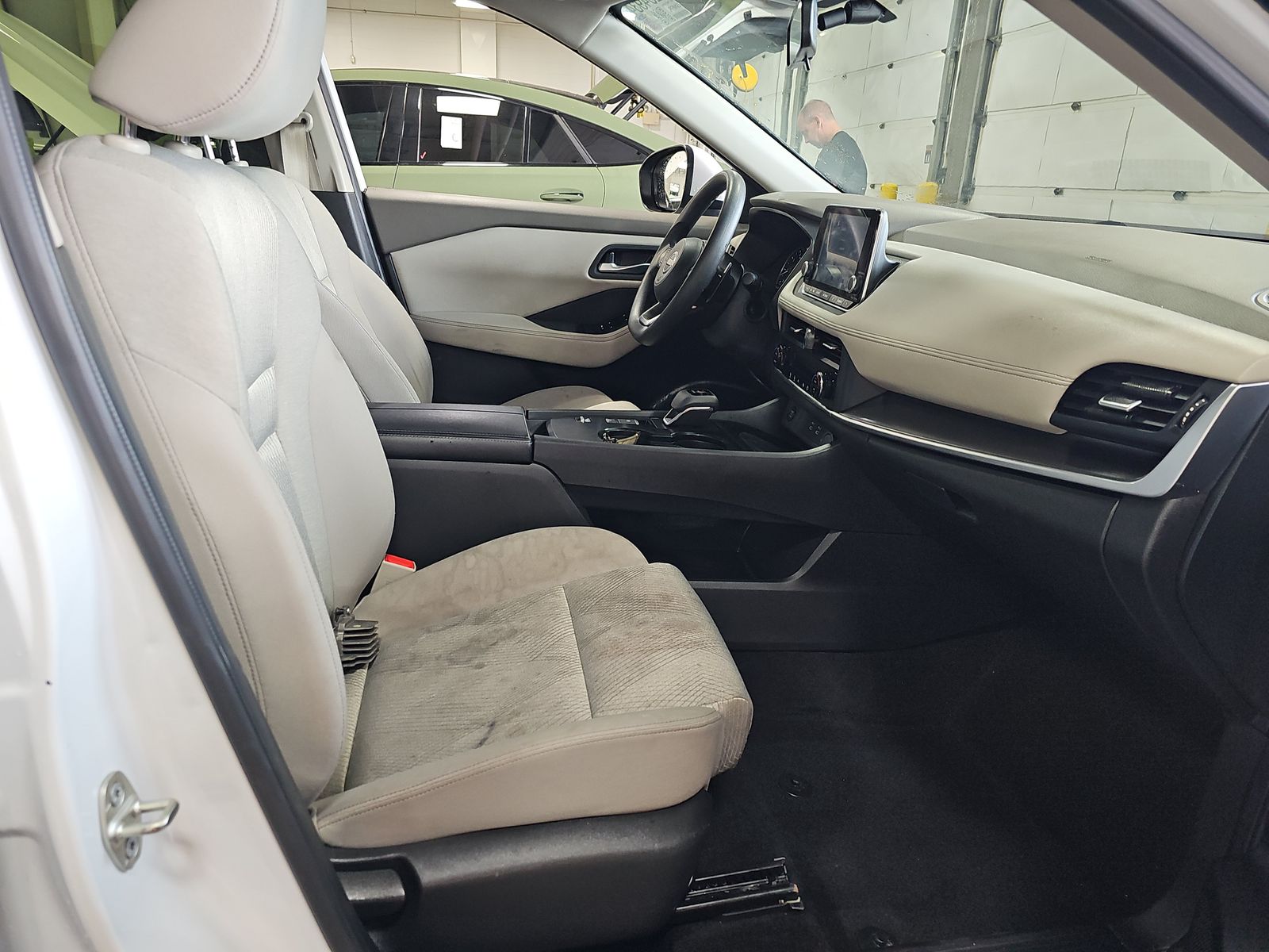 2024 Nissan Rogue SV FWD