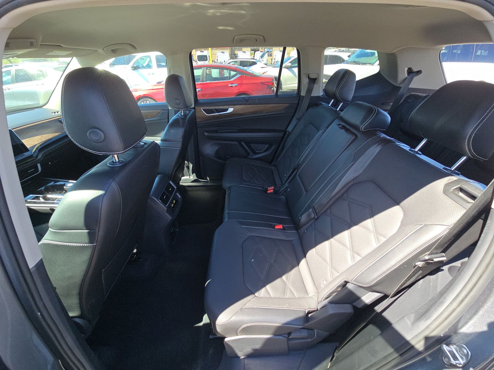 2024 Volkswagen Atlas 2.0T SE AWD