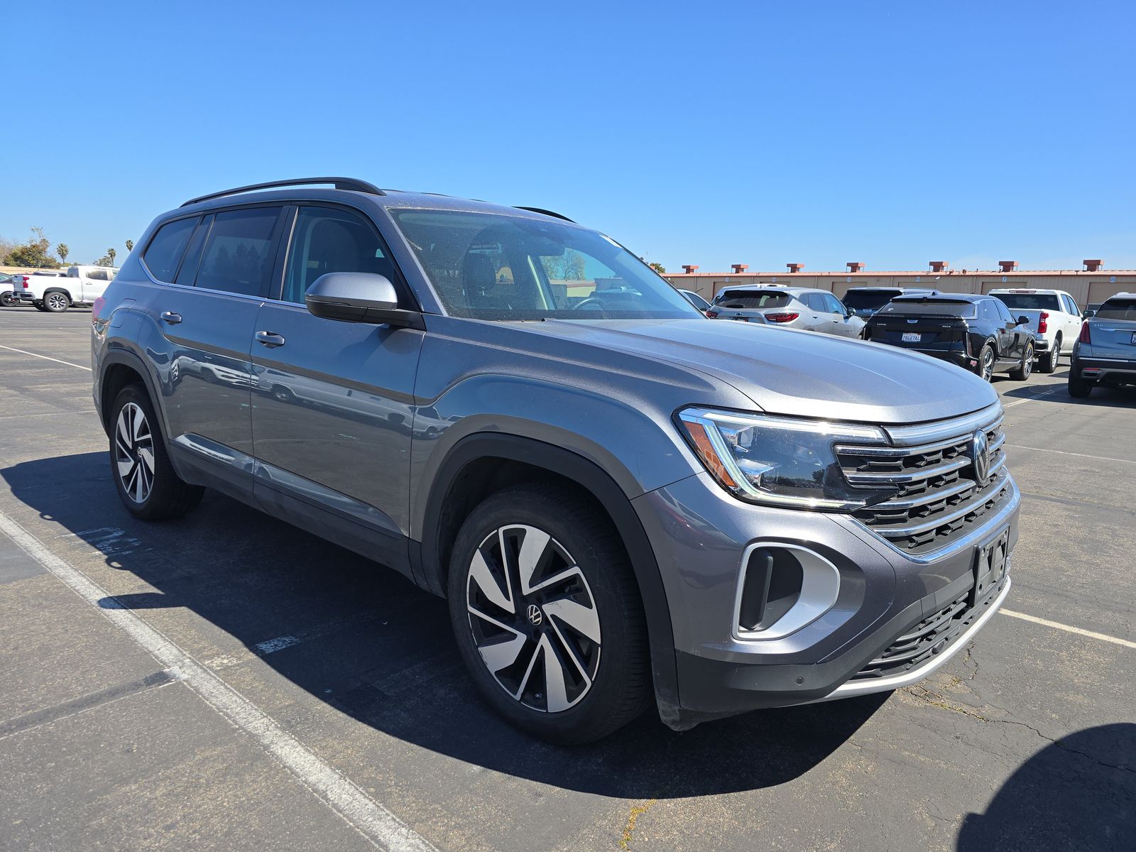 2024 Volkswagen Atlas 2.0T SE AWD