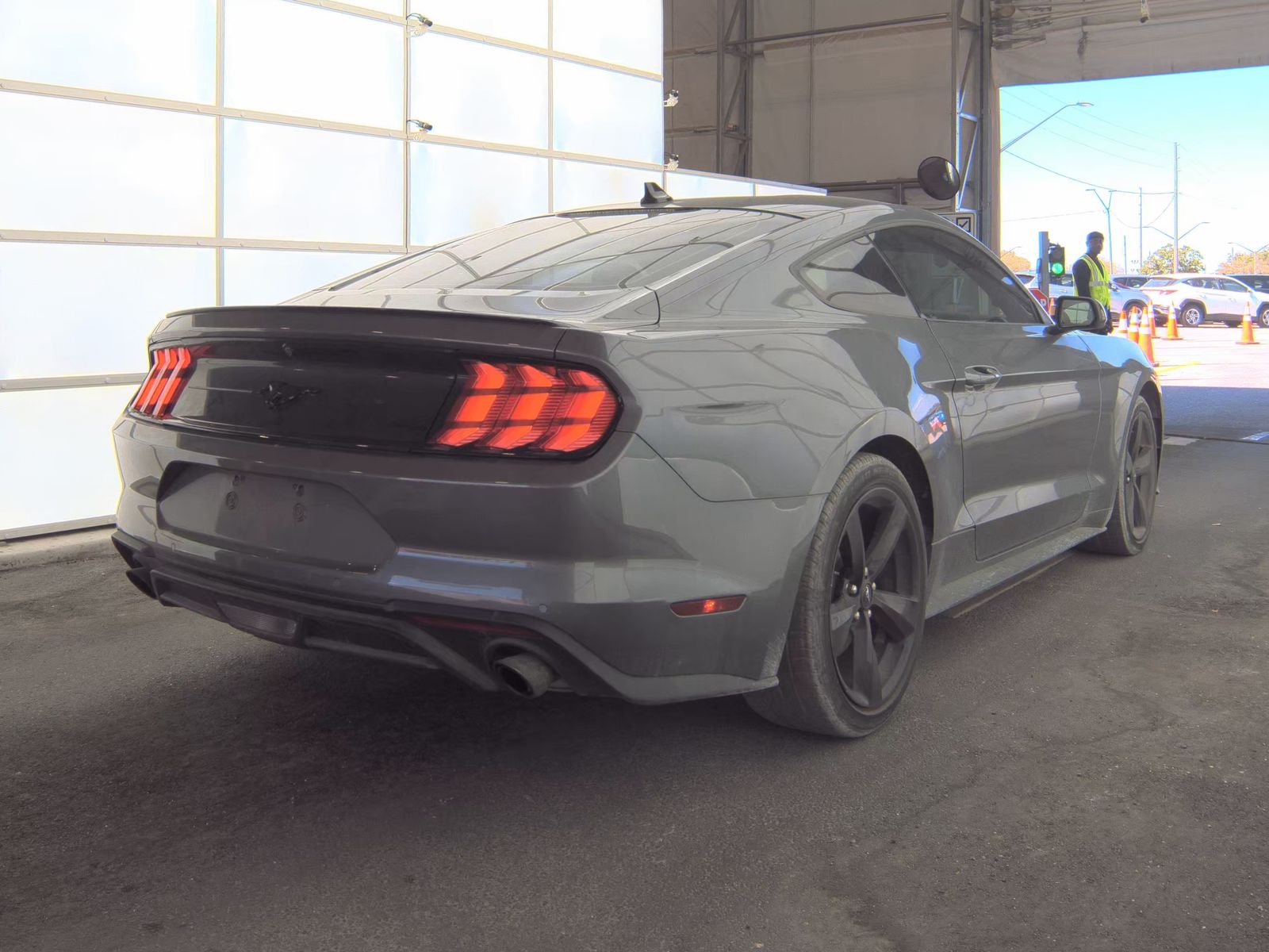 2021 Ford Mustang EcoBoost RWD