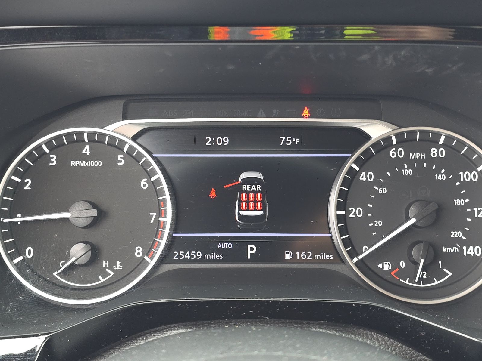 2025 Nissan Pathfinder SL AWD