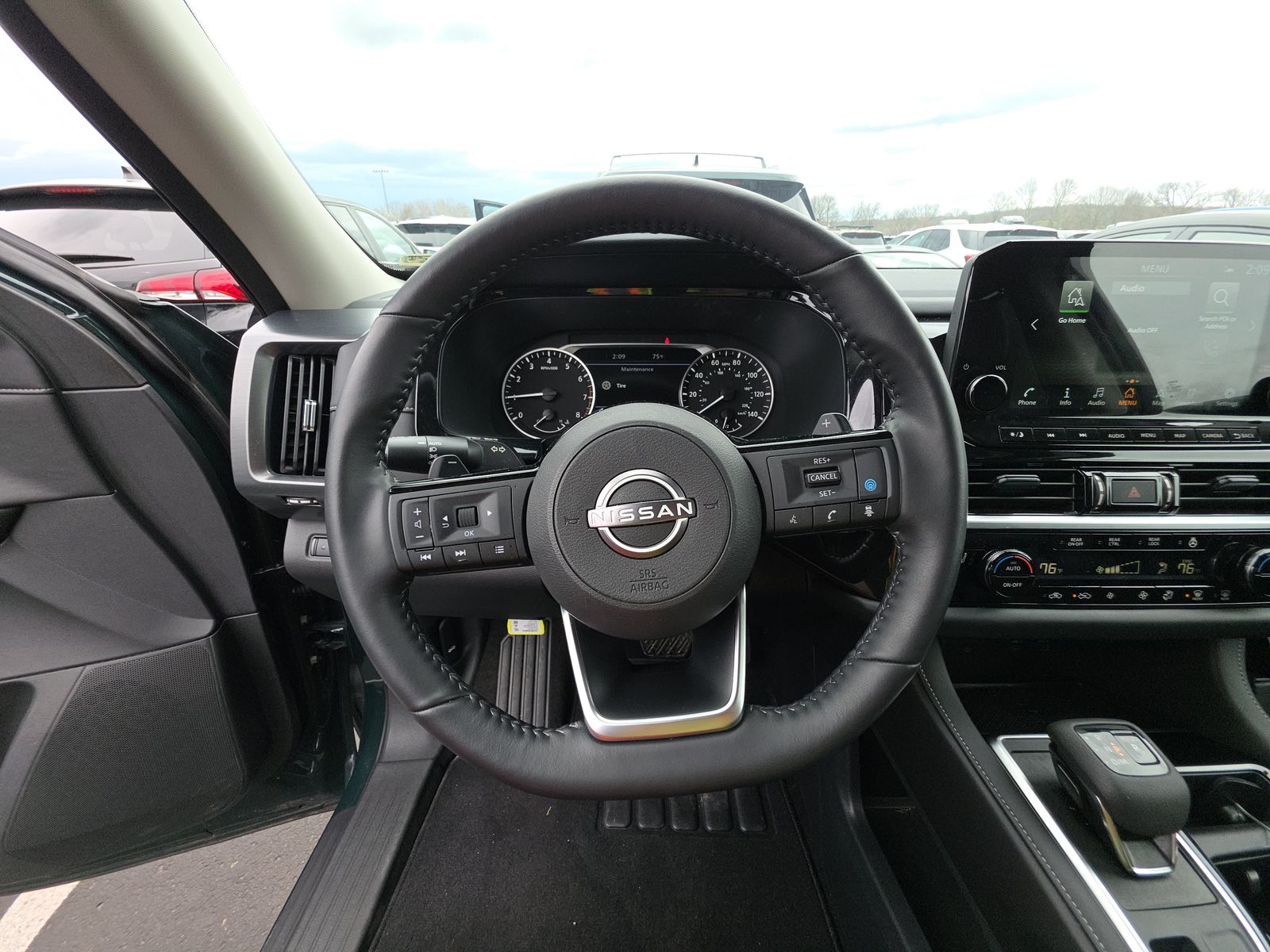 2025 Nissan Pathfinder SL AWD