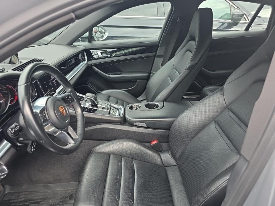 2017 Porsche Panamera 4 AWD