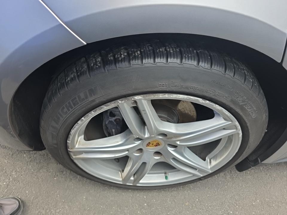 2017 Porsche Panamera 4 AWD