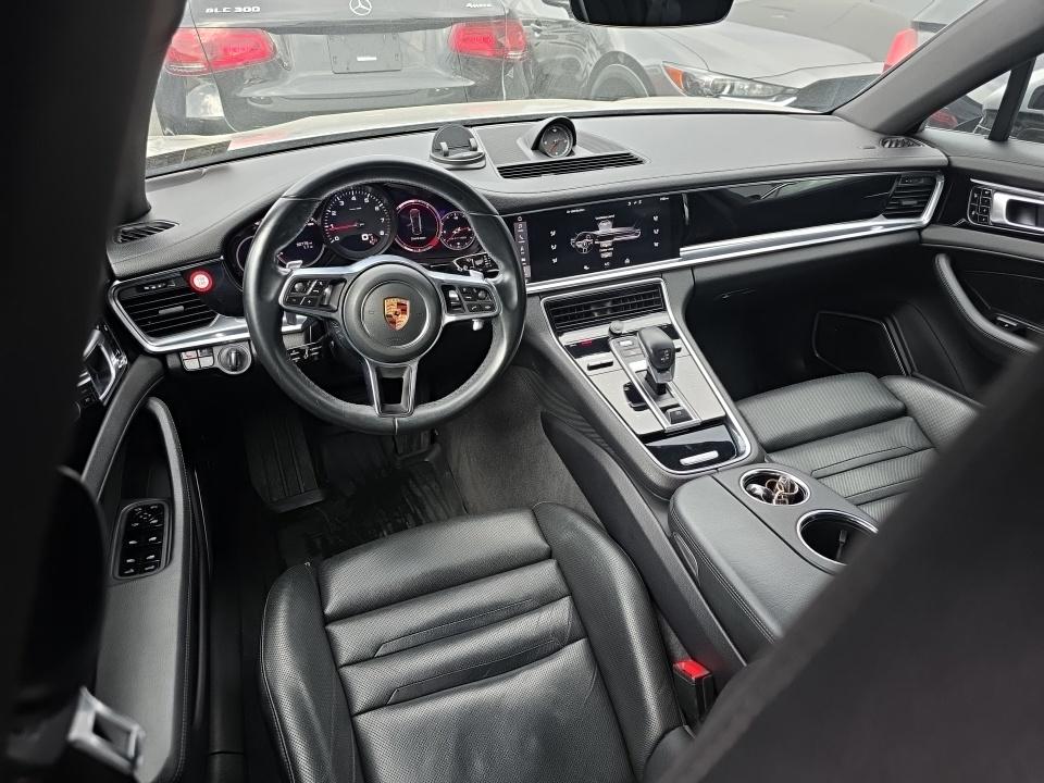 2017 Porsche Panamera 4 AWD