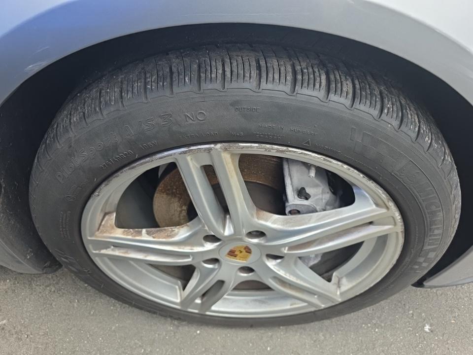 2017 Porsche Panamera 4 AWD