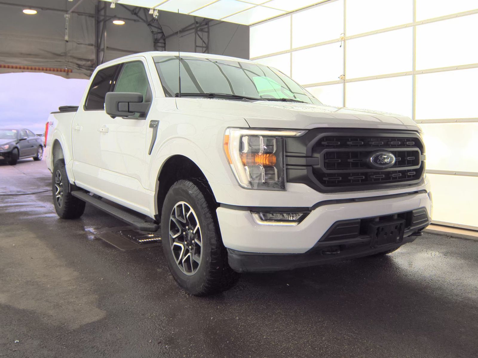 2023 Ford F-150 XLT AWD