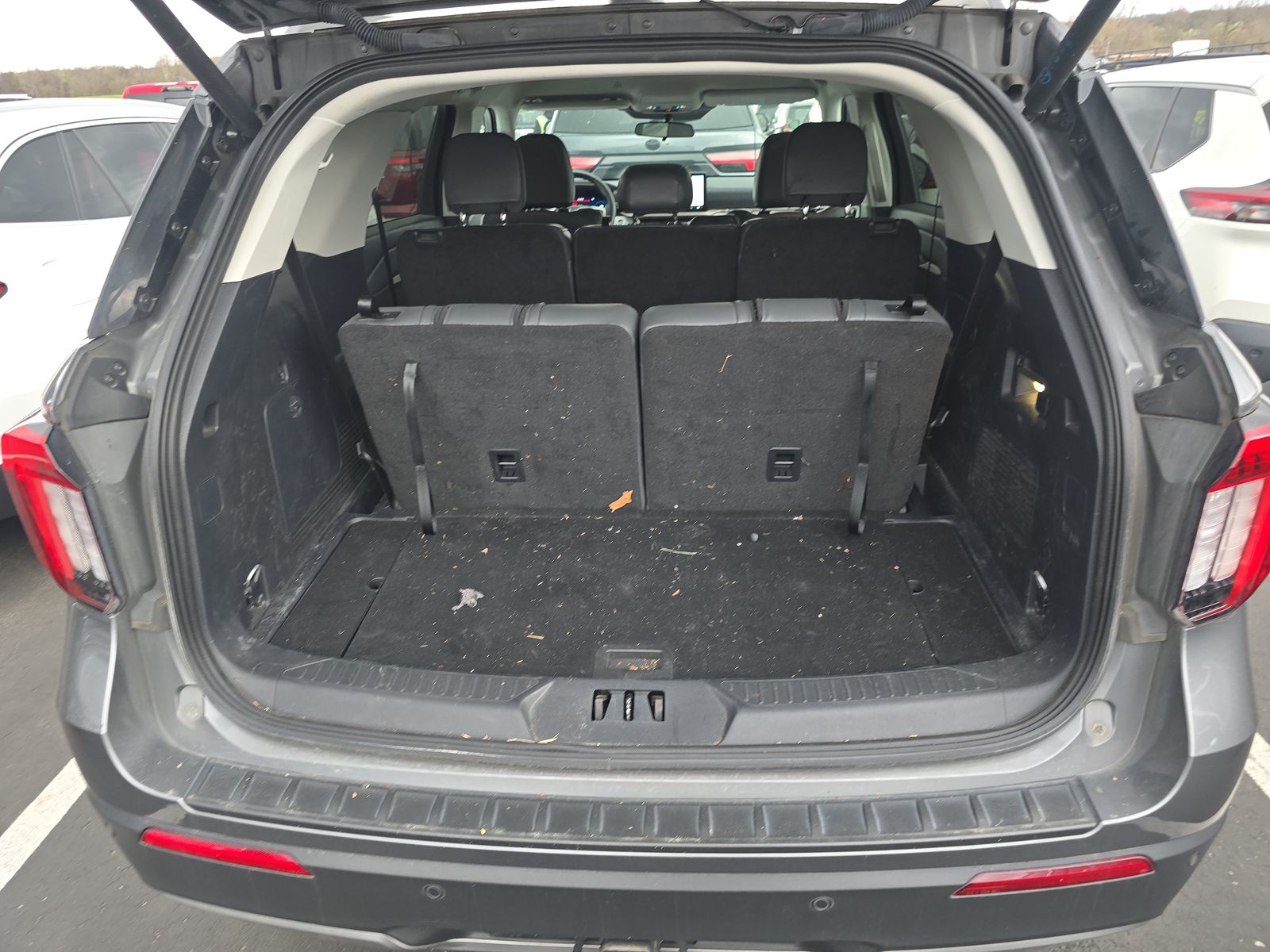 2025 Ford Explorer Active AWD