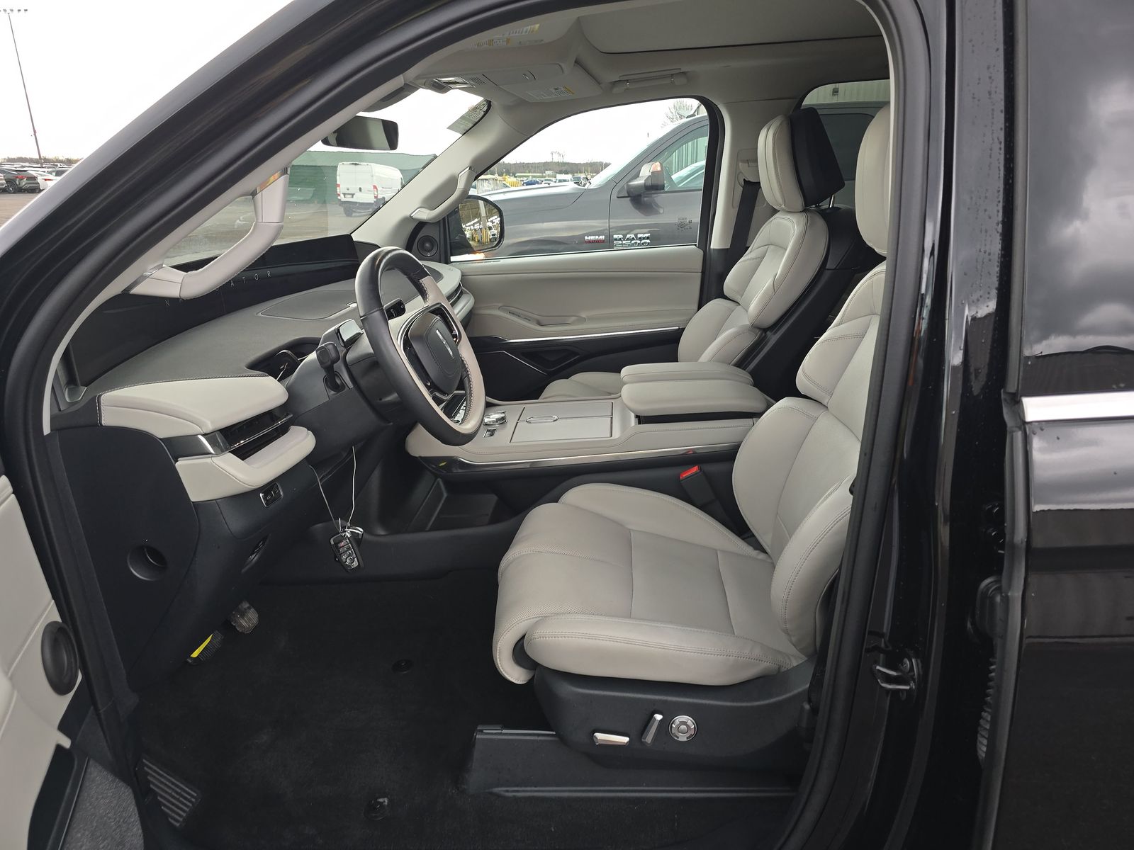 2025 Lincoln Navigator Reserve AWD