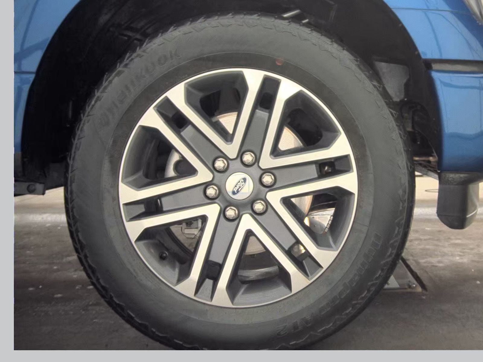 2023 Ford F-150 XL AWD