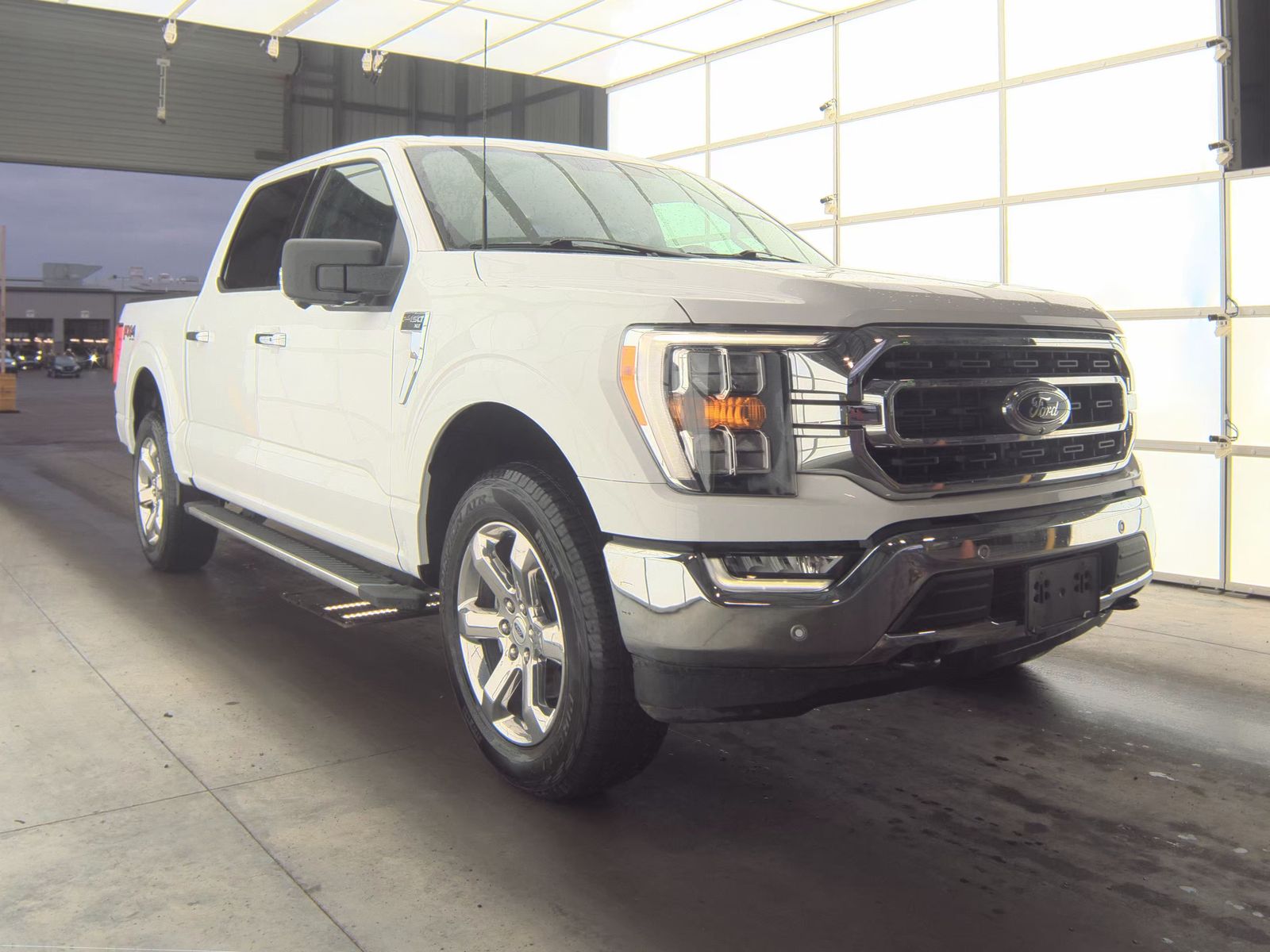 2023 Ford F-150 XLT AWD