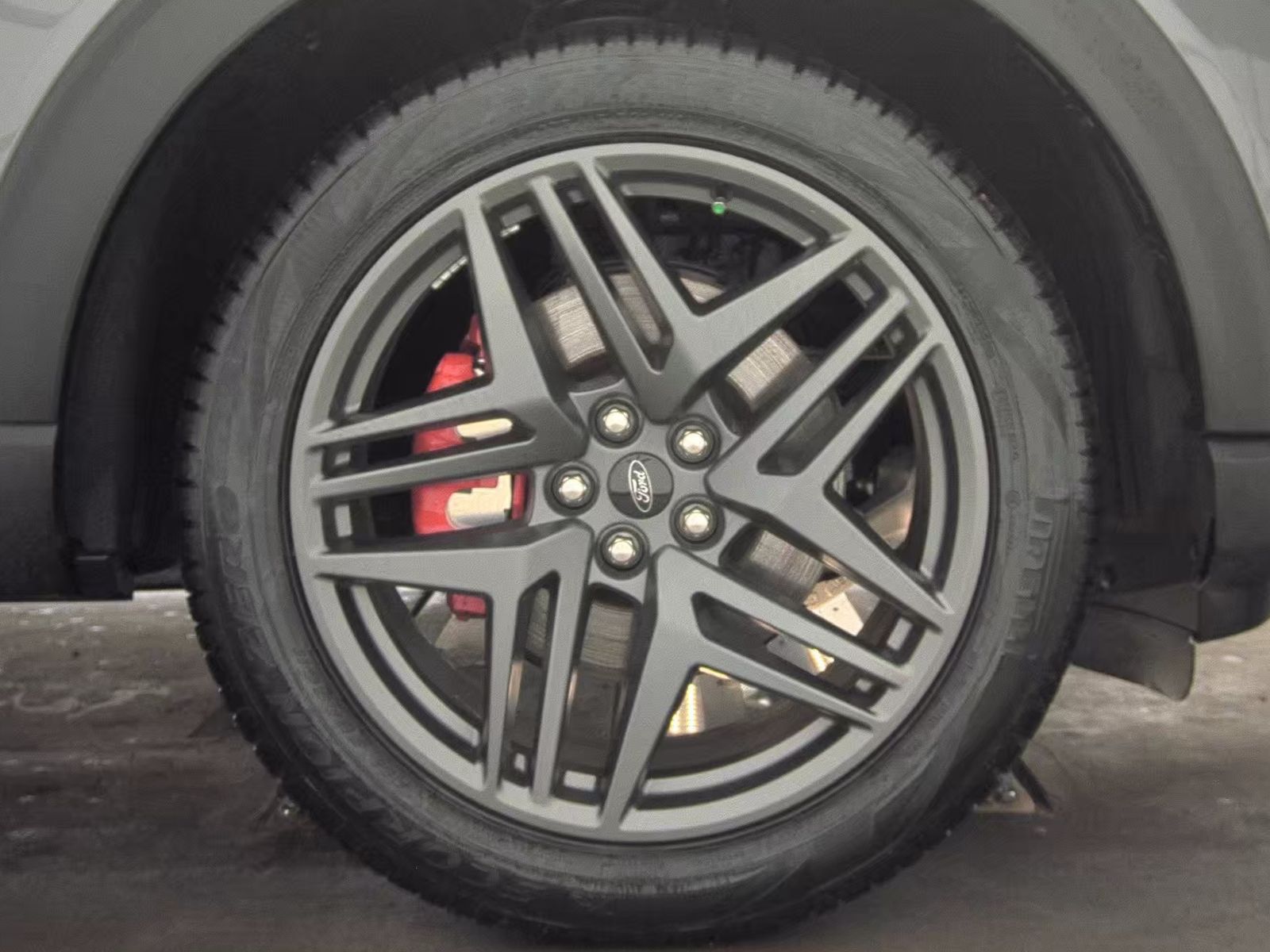 2025 Ford Explorer ST-Line AWD