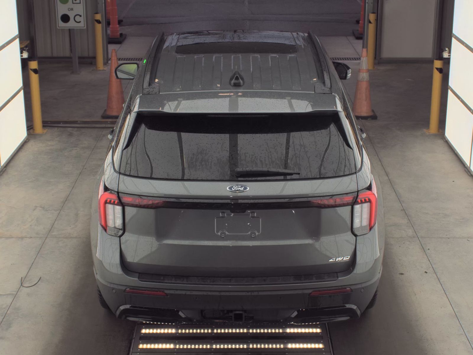 2025 Ford Explorer ST-Line AWD