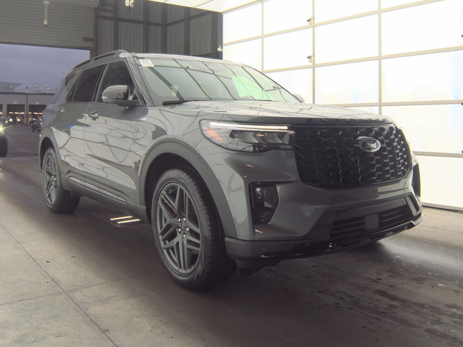 2025 Ford Explorer ST-Line AWD