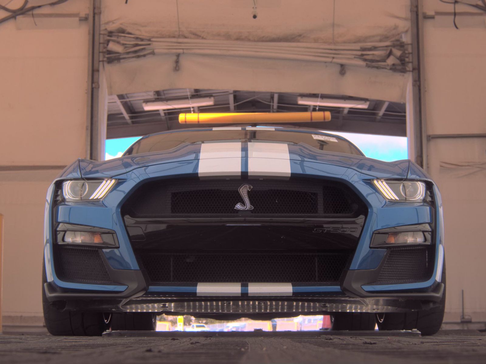 FORD MUSTANG - 4