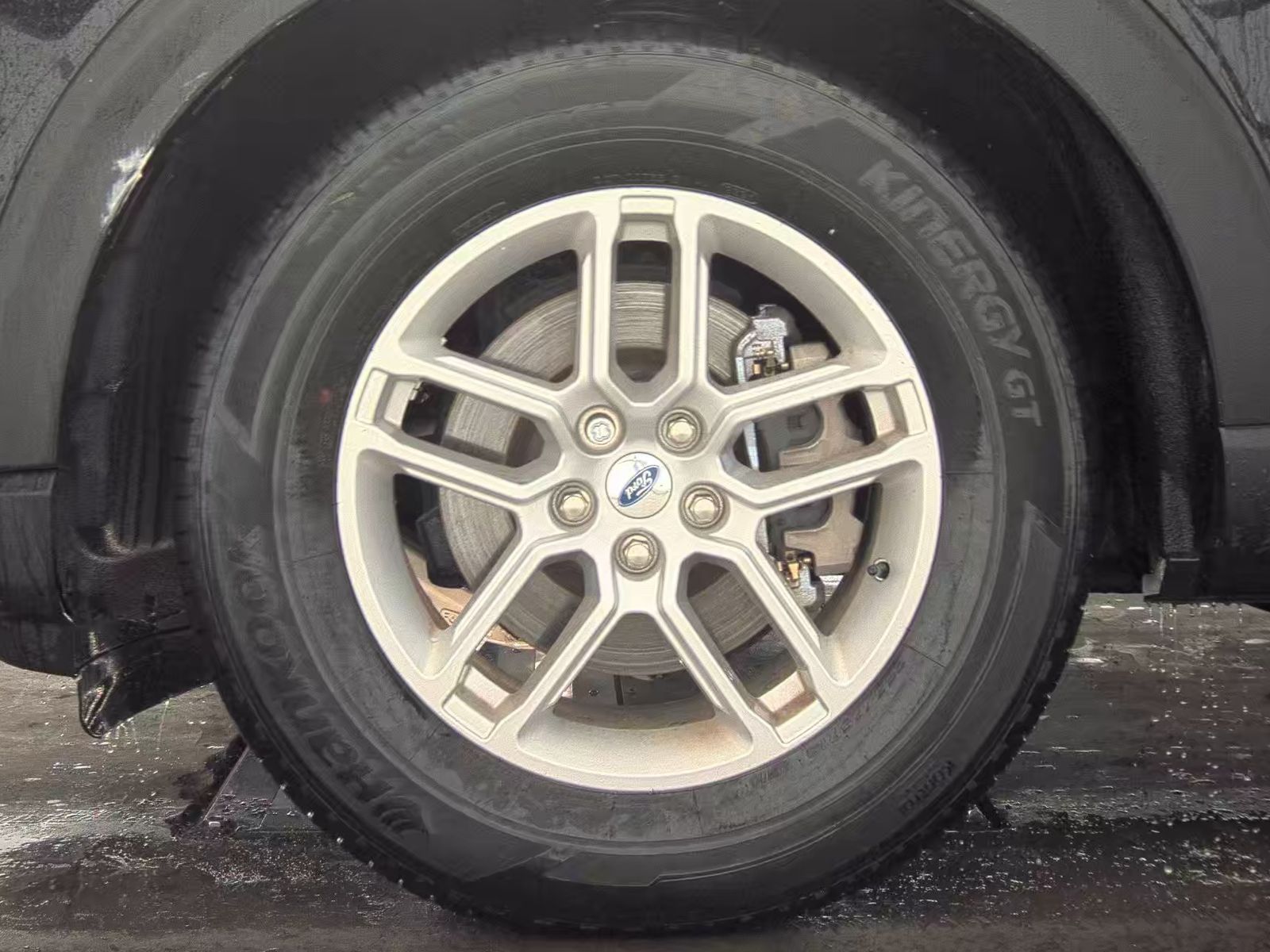 2025 Ford Explorer Active FWD