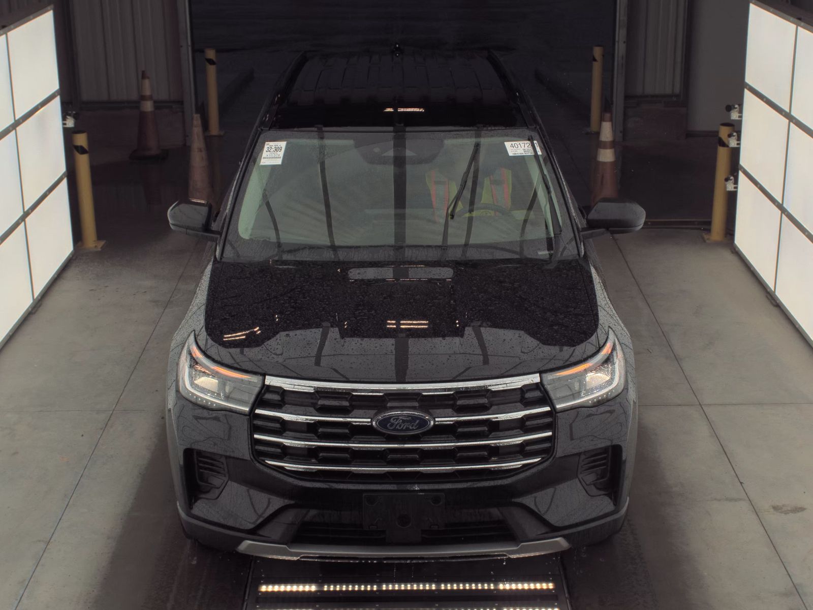 2025 Ford Explorer Active FWD