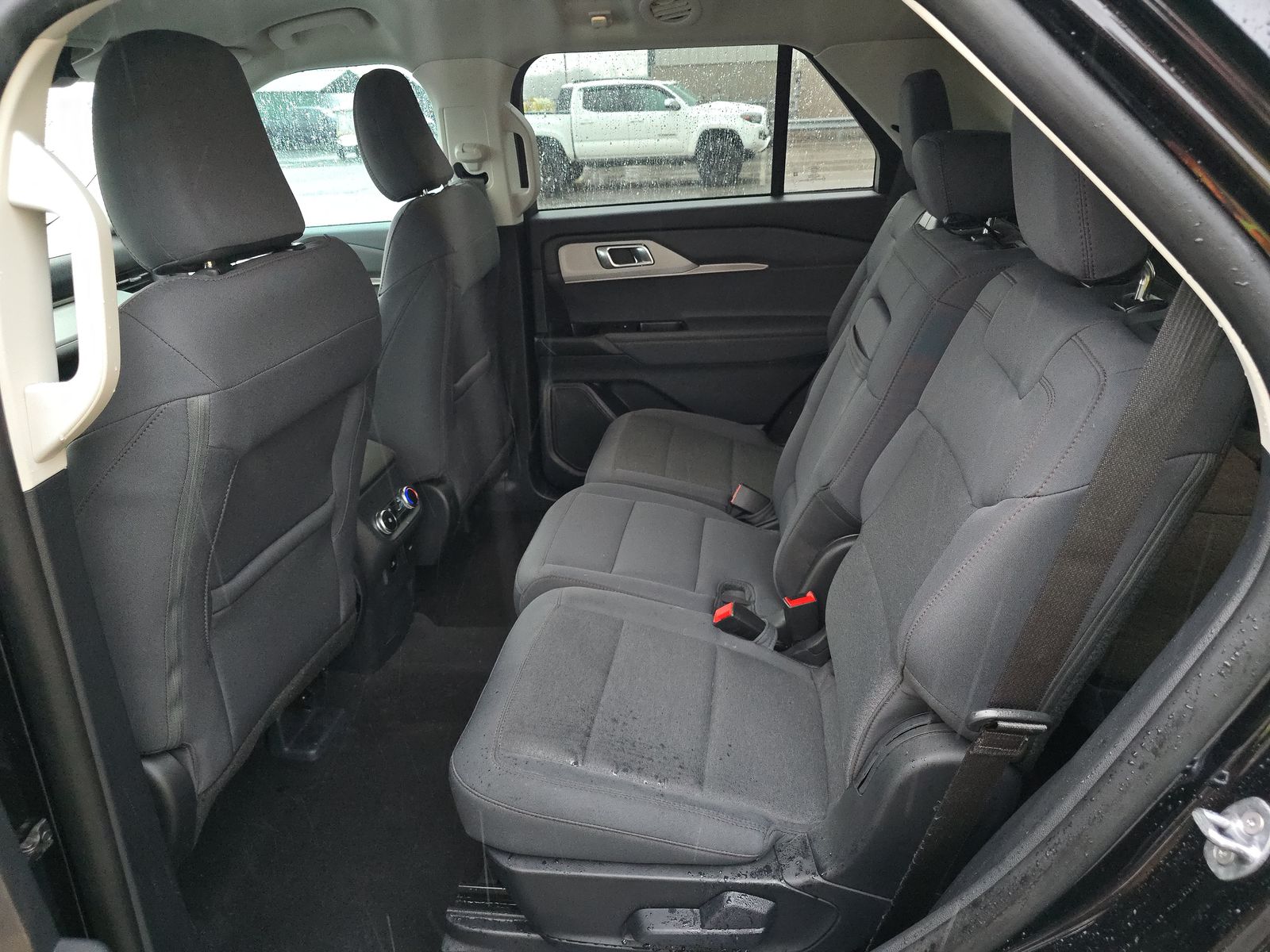 2025 Ford Explorer Active FWD