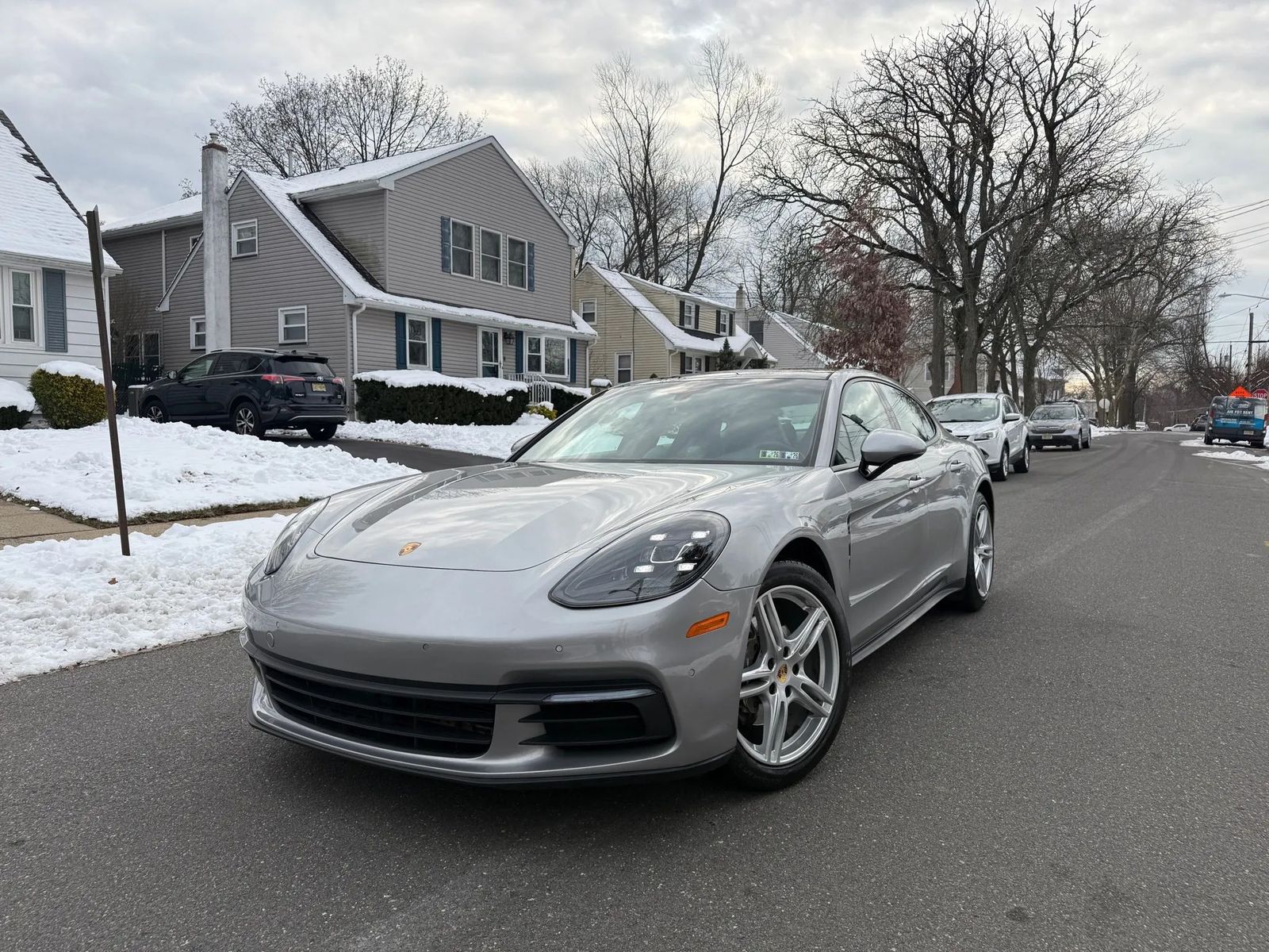 2017 Porsche Panamera 4 AWD