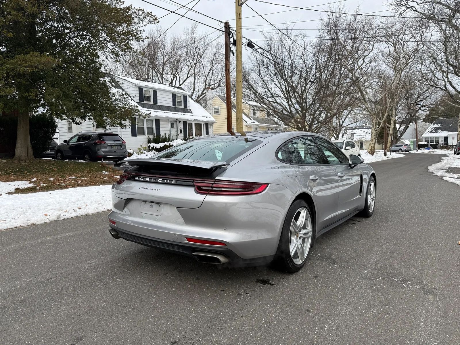 2017 Porsche Panamera 4 AWD