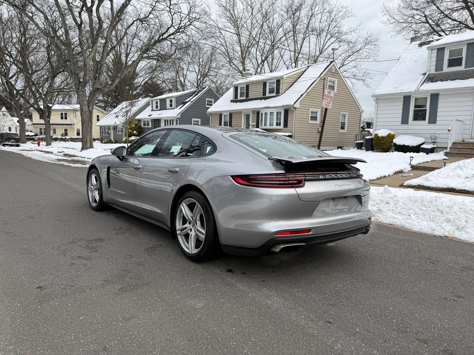 2017 Porsche Panamera 4 AWD