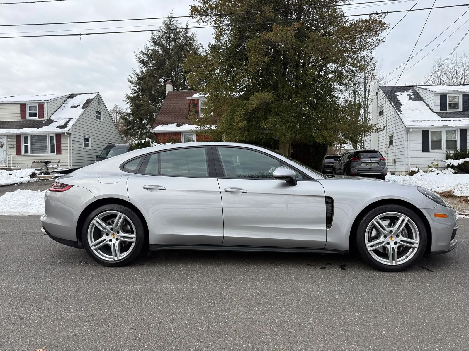 2017 Porsche Panamera 4 AWD