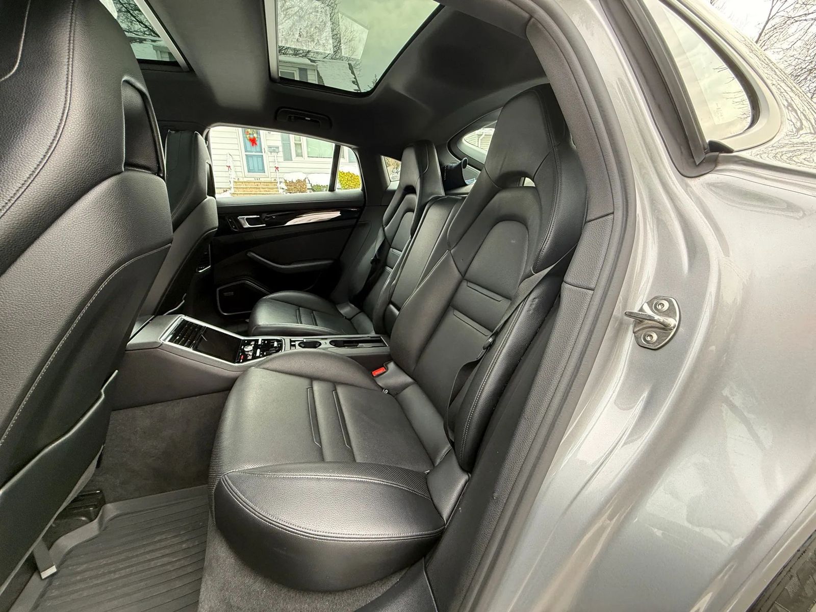 2017 Porsche Panamera 4 AWD