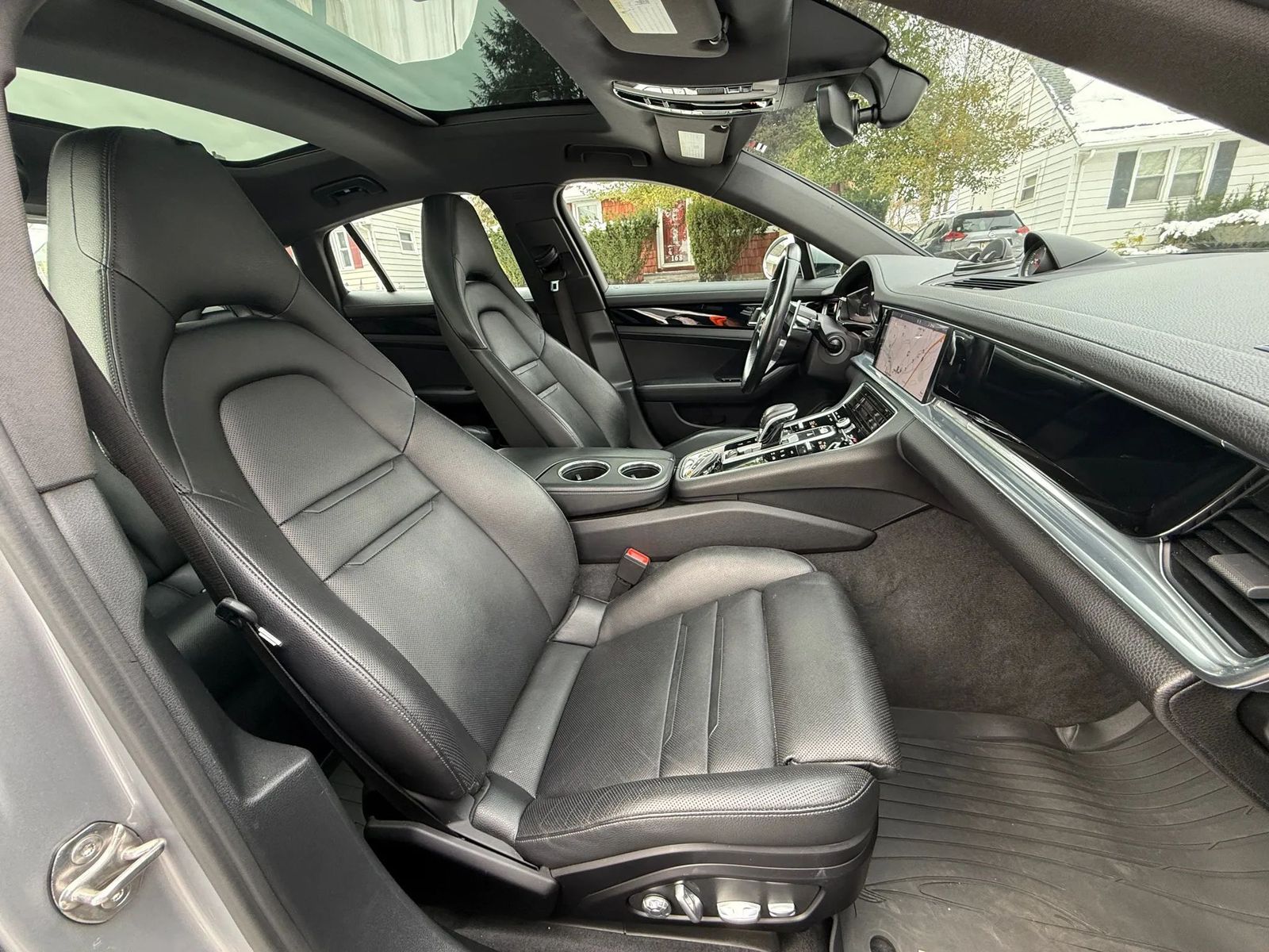 2017 Porsche Panamera 4 AWD