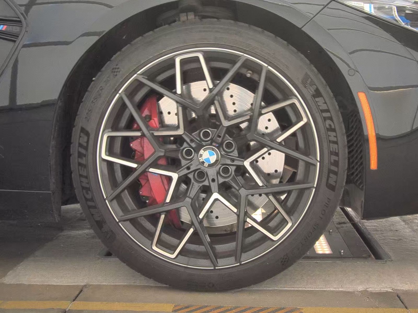 2025 BMW M8 Competition AWD