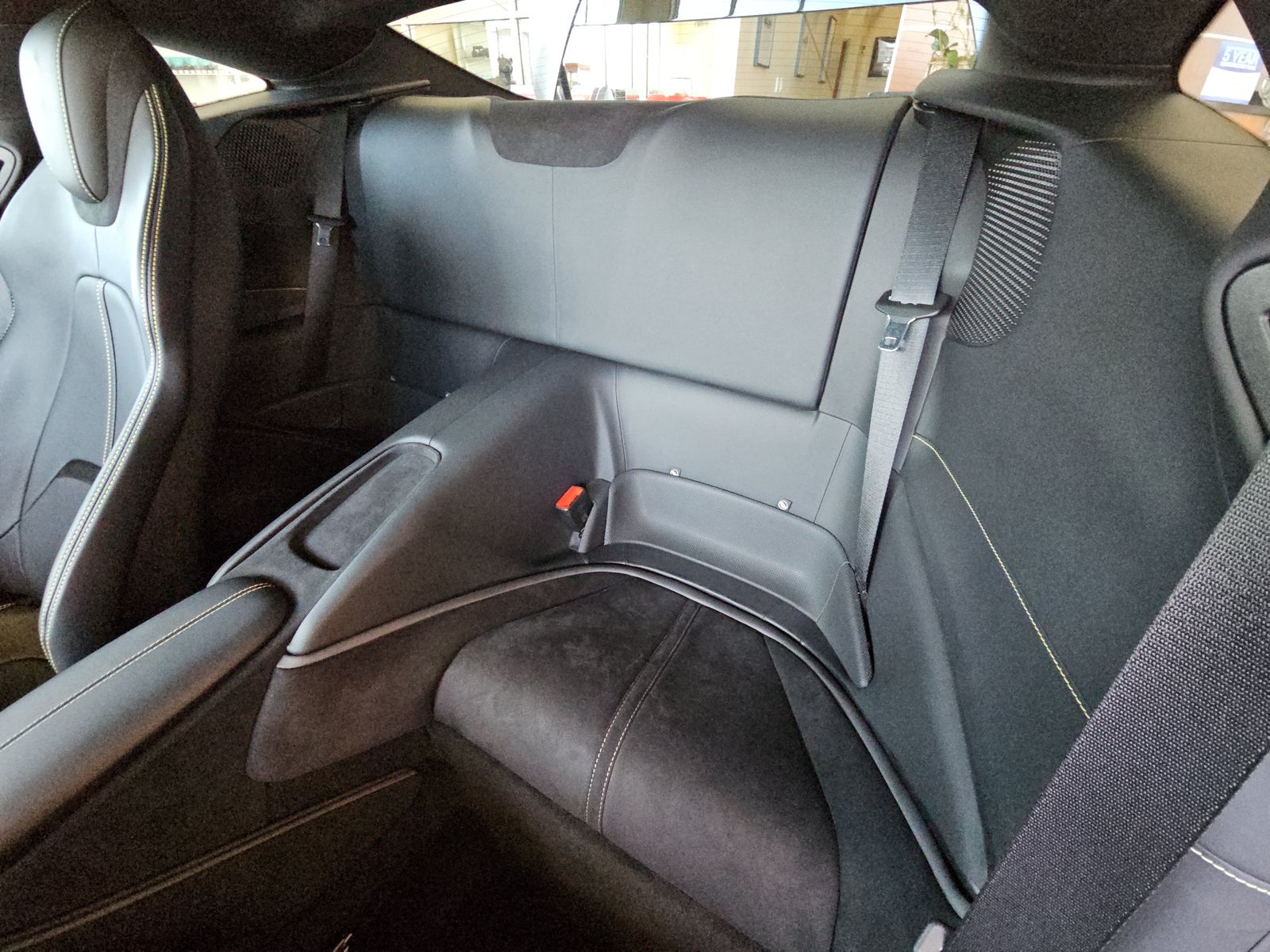 2021 Ferrari Roma Base RWD