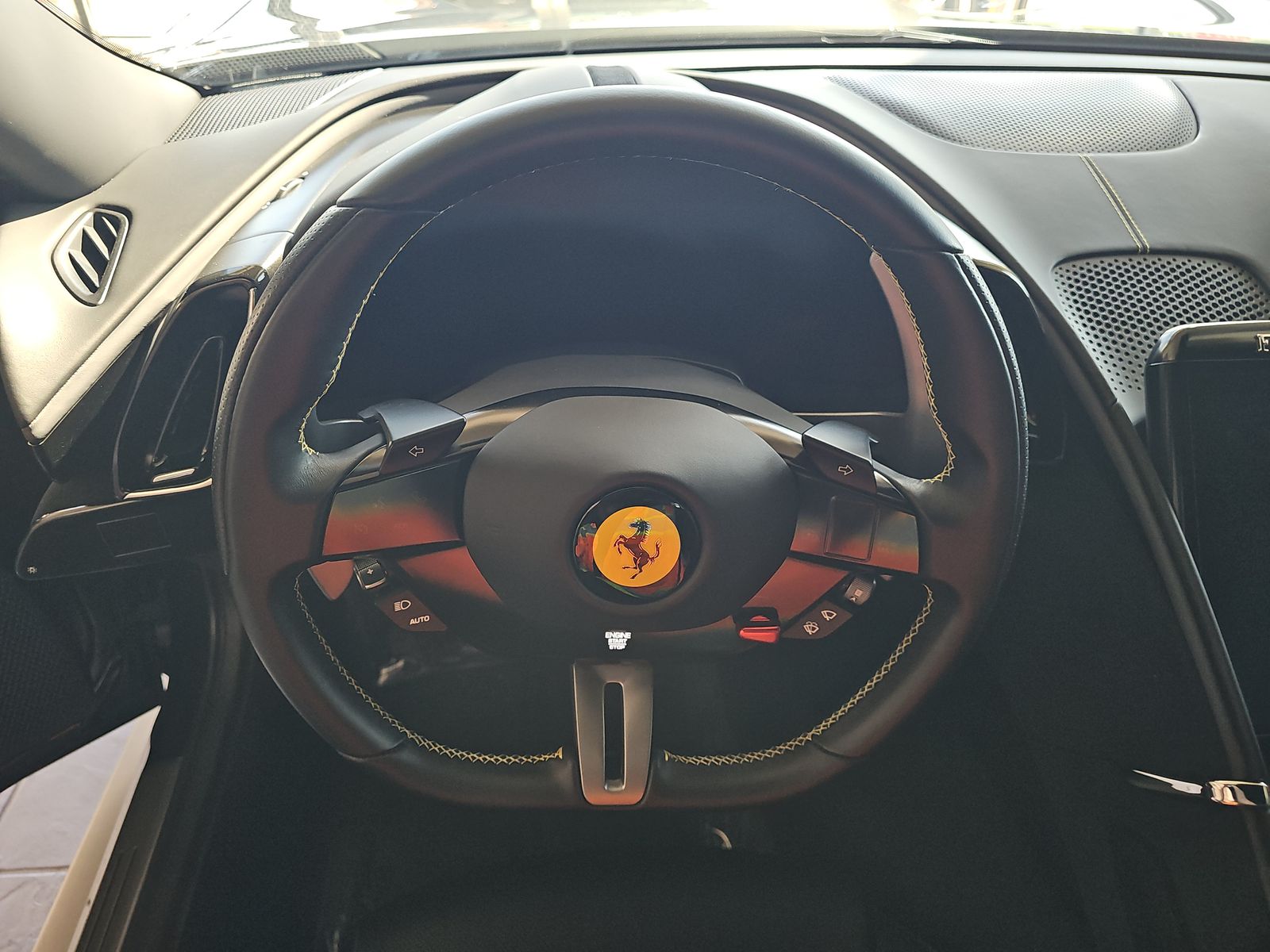 2021 Ferrari Roma Base RWD