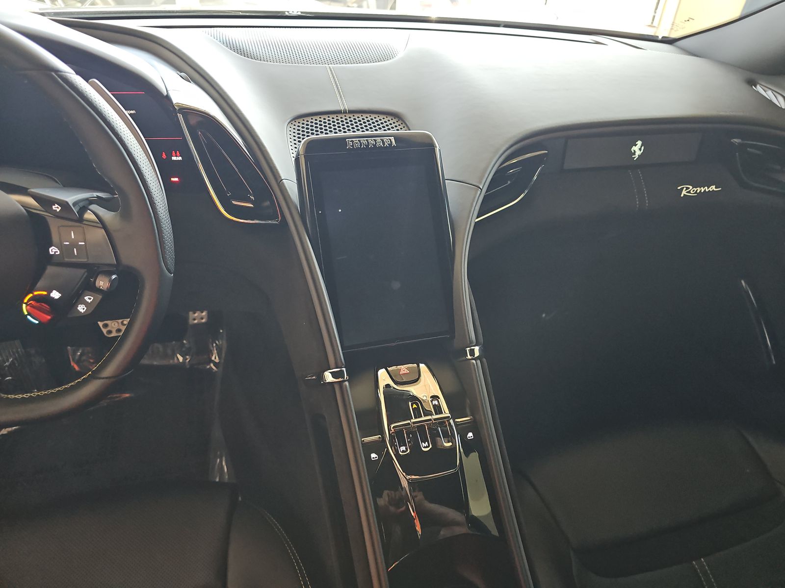 2021 Ferrari Roma Base RWD