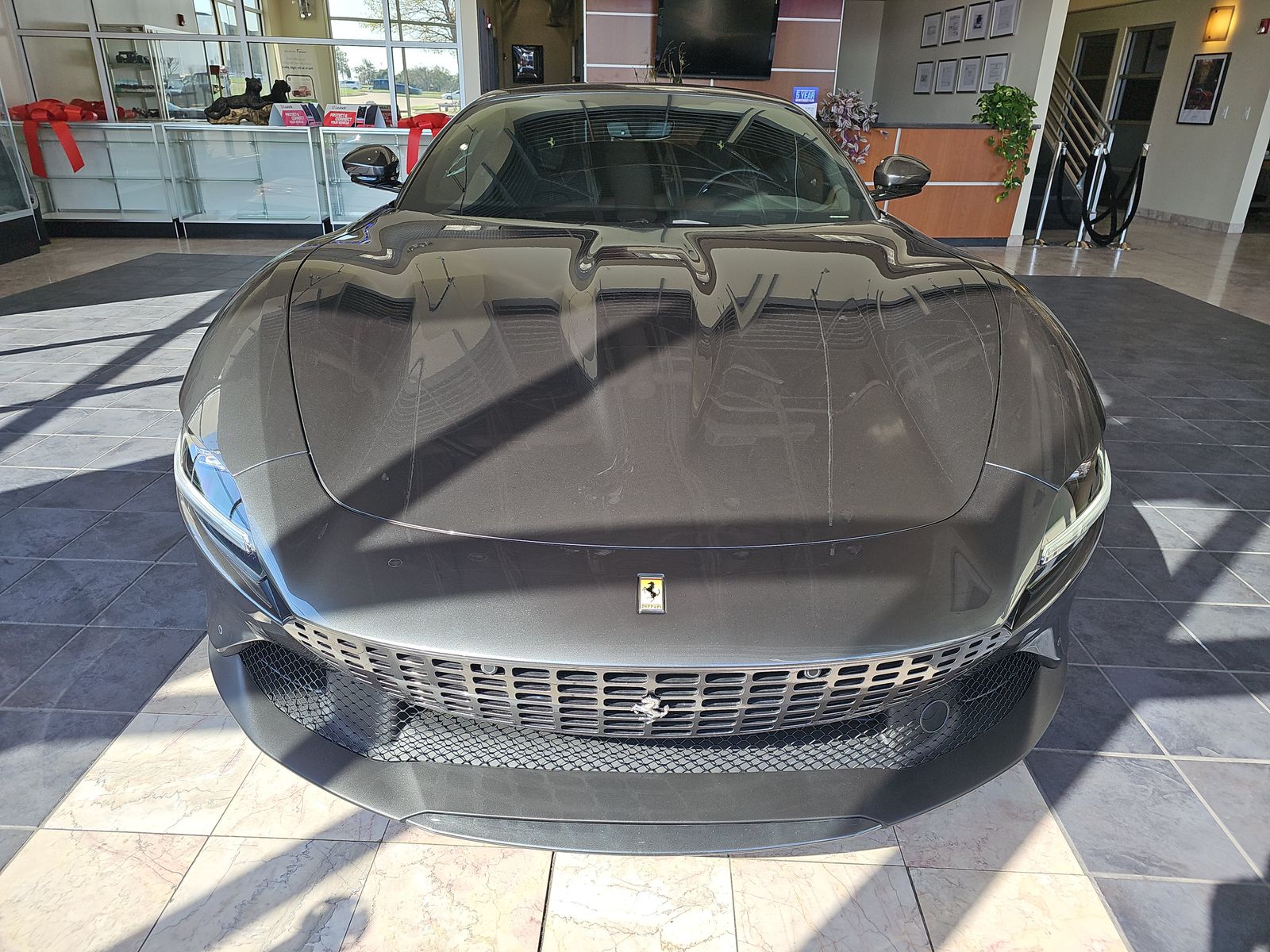 2021 Ferrari Roma Base RWD