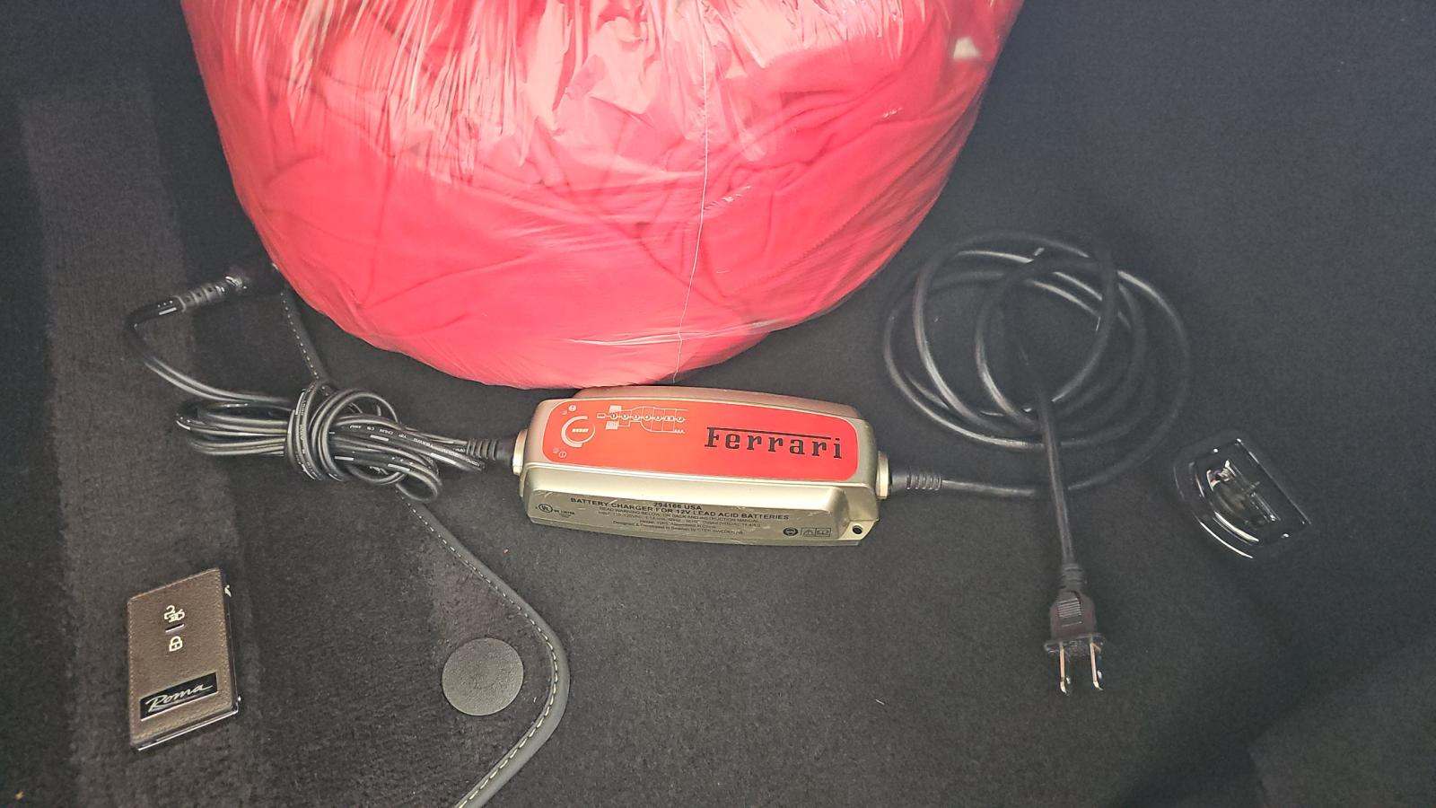 2021 Ferrari Roma Base RWD