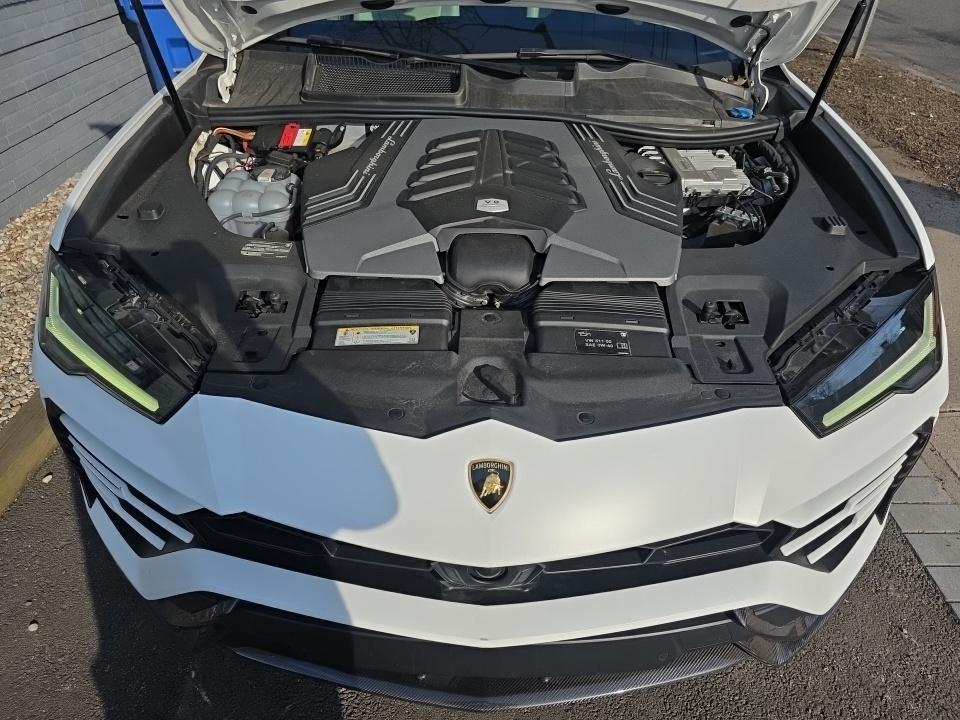 2022 Lamborghini Urus Pearl Capsule AWD