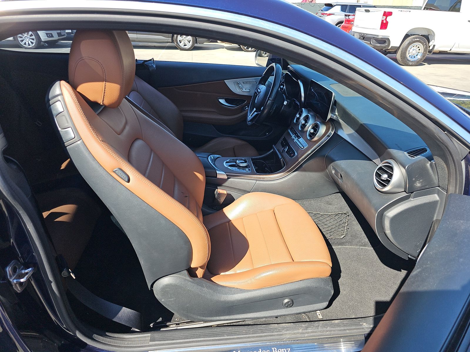Mercedes-Benz C 300 Coupe снимка Mercedes-Benz C 300 Coupe