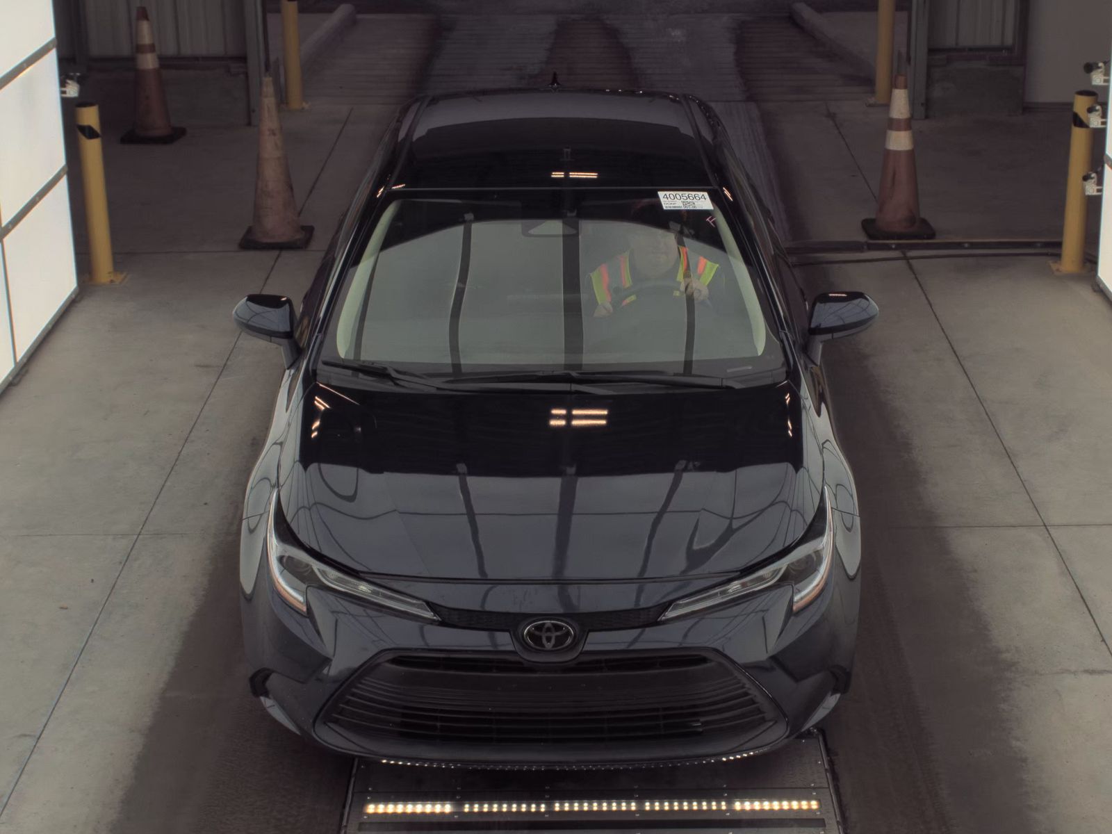 2025 Toyota Corolla LE FWD