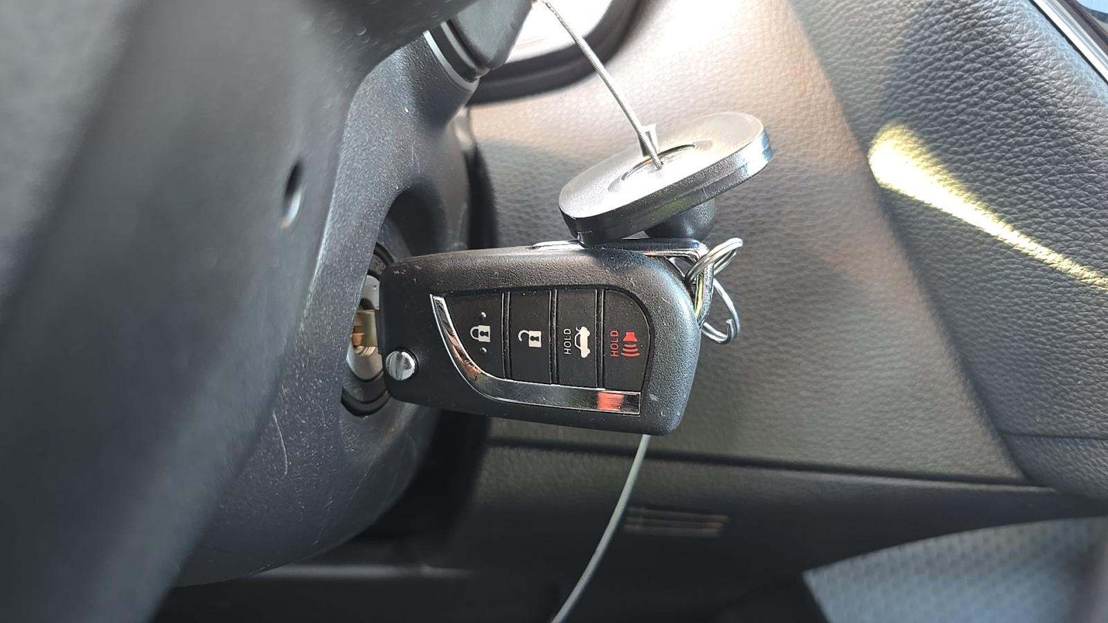 2025 Toyota Corolla LE FWD