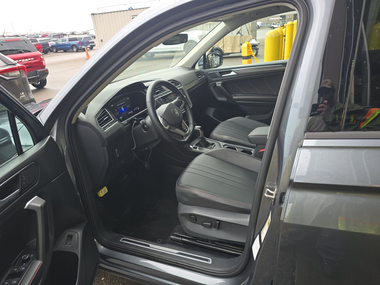 2024 Volkswagen Tiguan 2.0T Wolfsburg Edition FWD