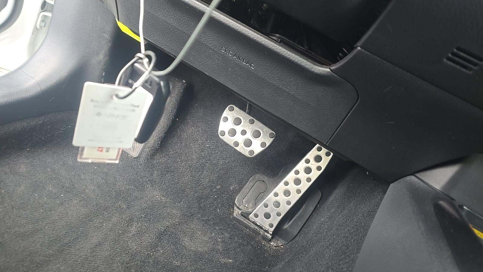 2025 Toyota Camry SE FWD