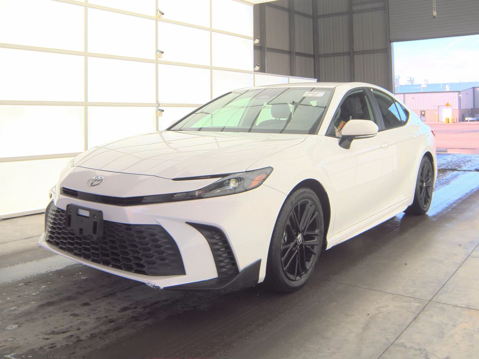 2025 Toyota Camry SE FWD