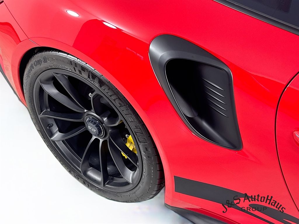 2019 Porsche 911 GT3 RS RWD