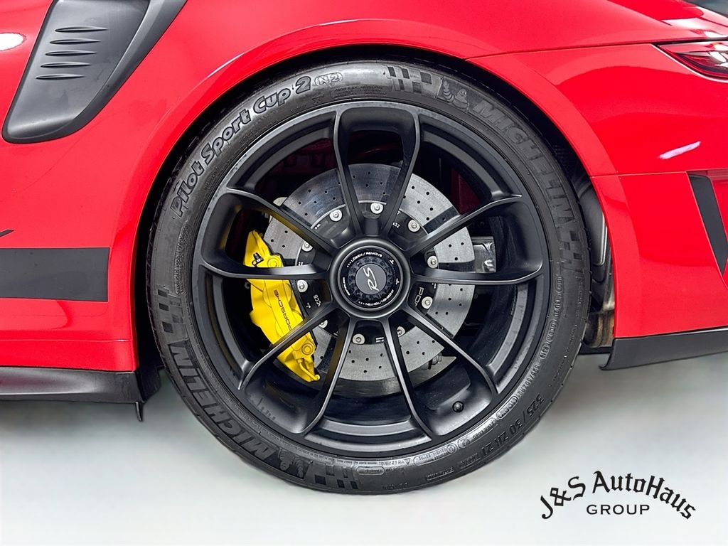 2019 Porsche 911 GT3 RS RWD