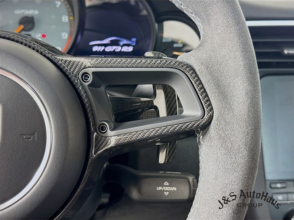 2019 Porsche 911 GT3 RS RWD