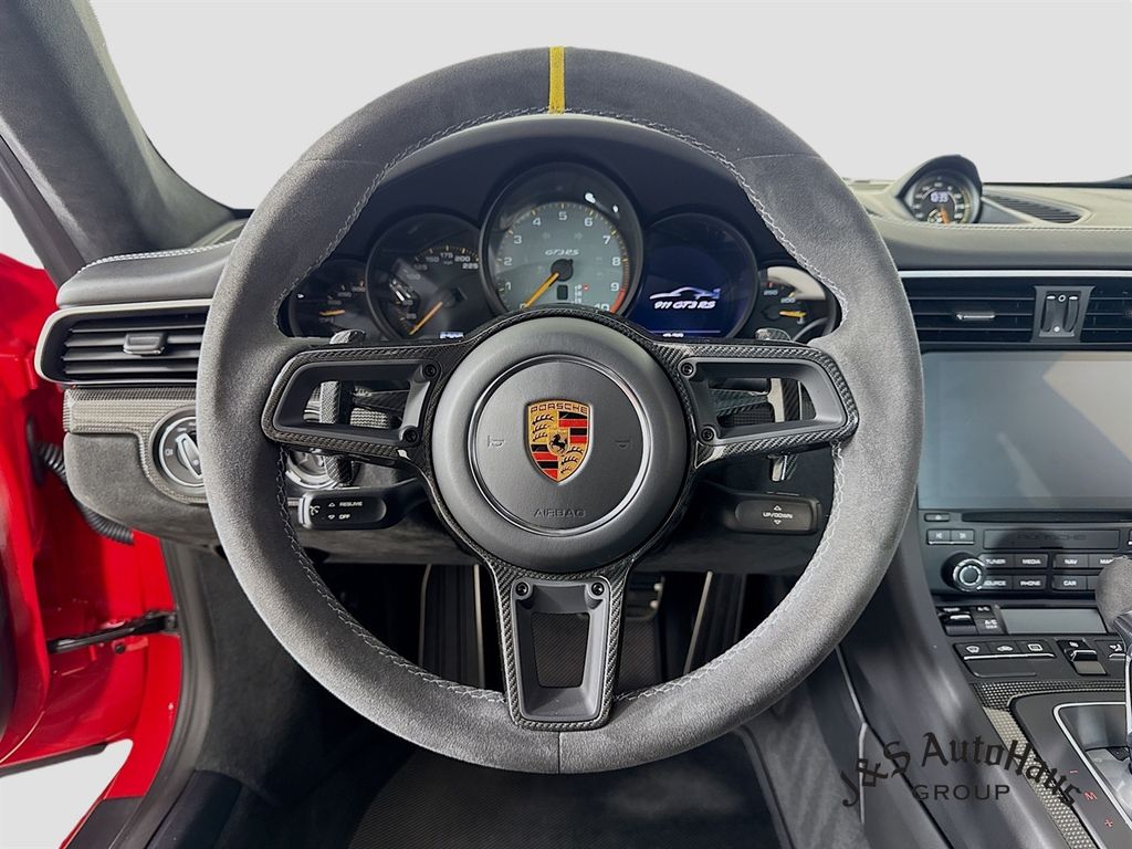 2019 Porsche 911 GT3 RS RWD