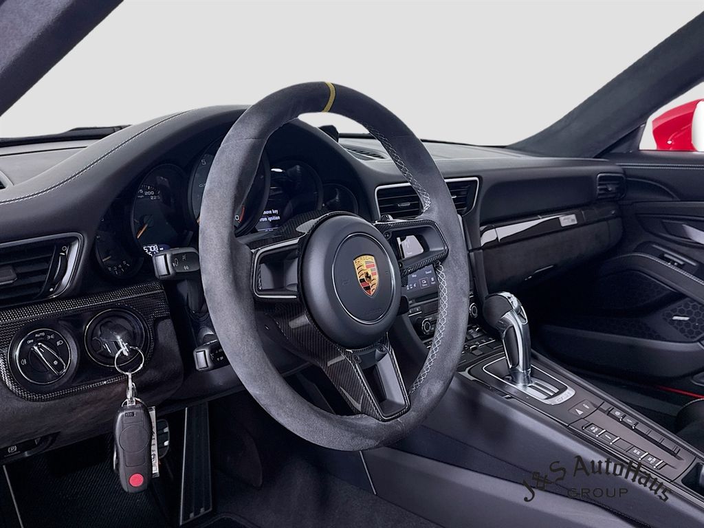 2019 Porsche 911 GT3 RS RWD