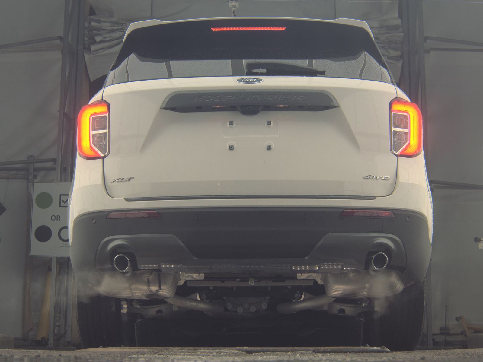 2023 Ford Explorer XLT AWD