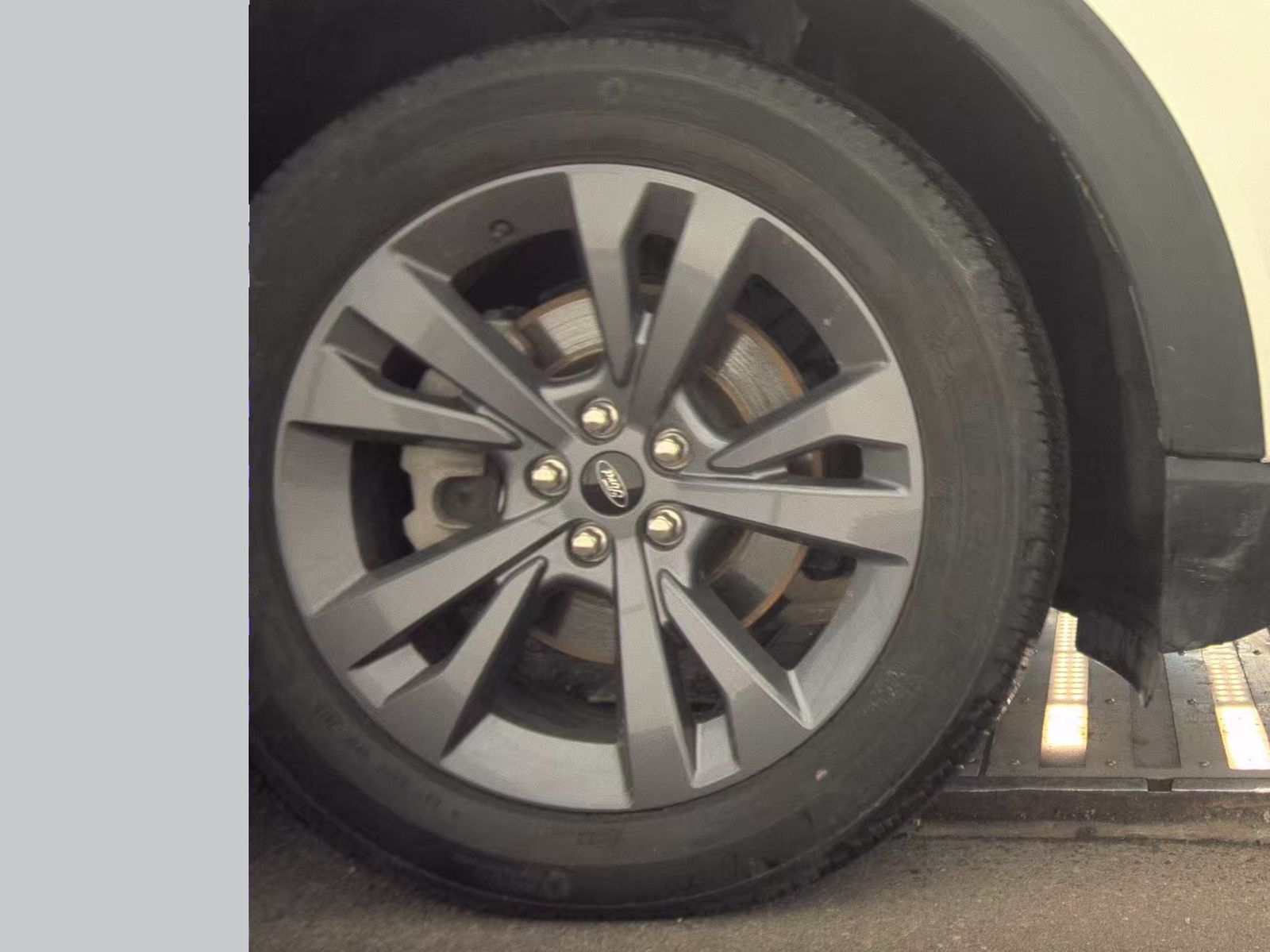 2023 Ford Explorer XLT AWD