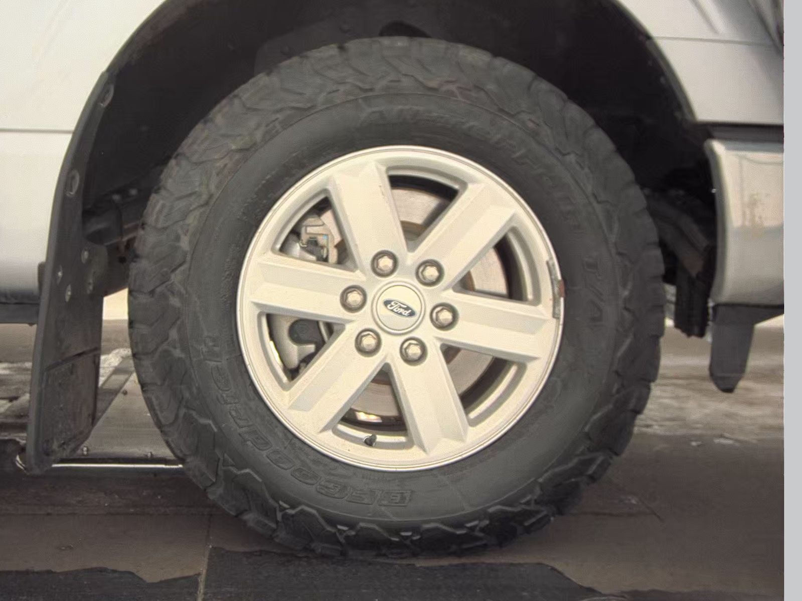 2023 Ford F-150 XLT AWD